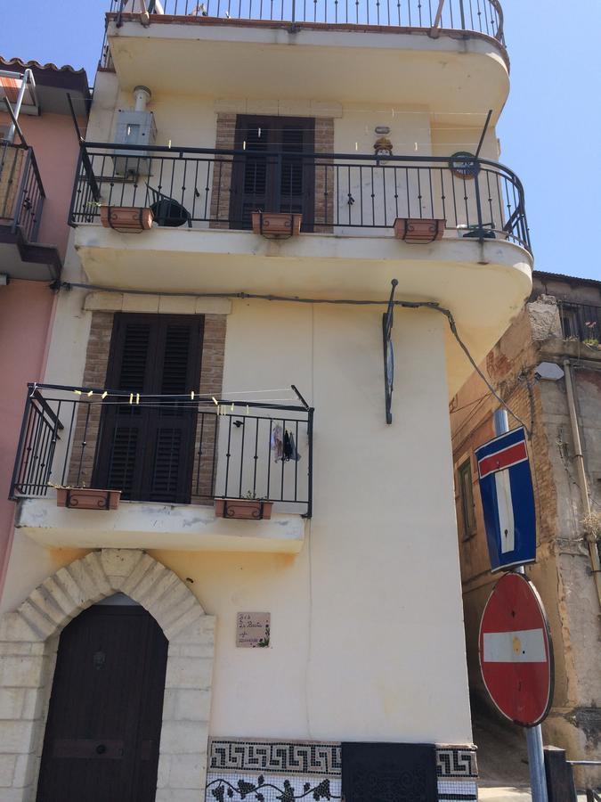 La Bastia Bed & Breakfast Scilla Eksteriør bilde
