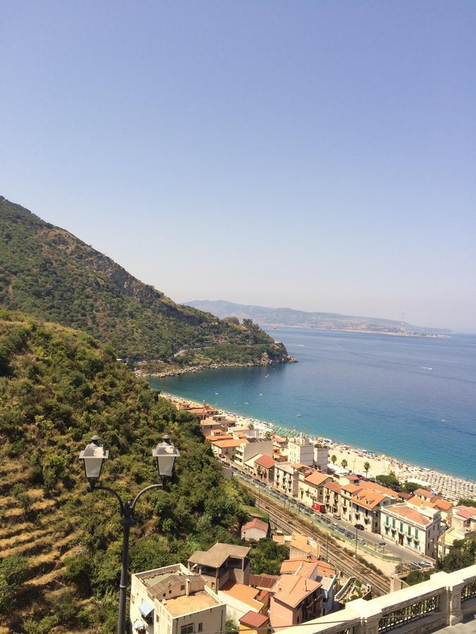 La Bastia Bed & Breakfast Scilla Eksteriør bilde