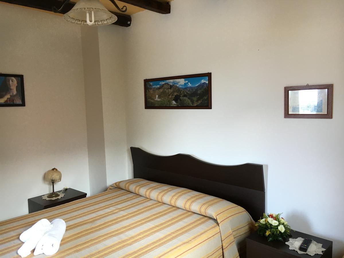 La Bastia Bed & Breakfast Scilla Eksteriør bilde
